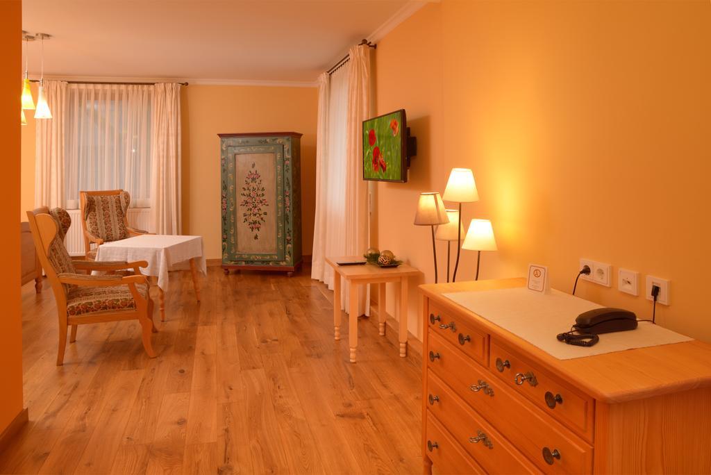 Landgasthof Haueis Marktleugast Szoba fotó