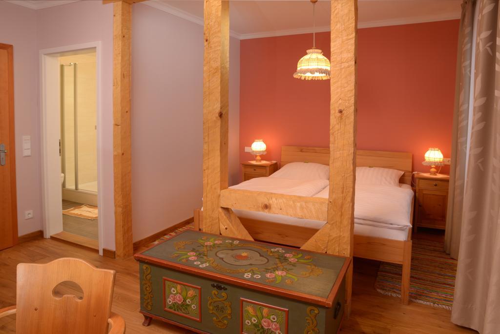 Landgasthof Haueis Marktleugast Szoba fotó
